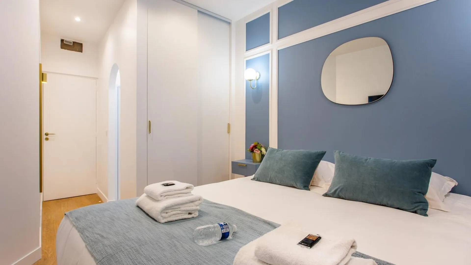 Apartment Beautiful - 4br 10p - 9th Arrondissement Of *